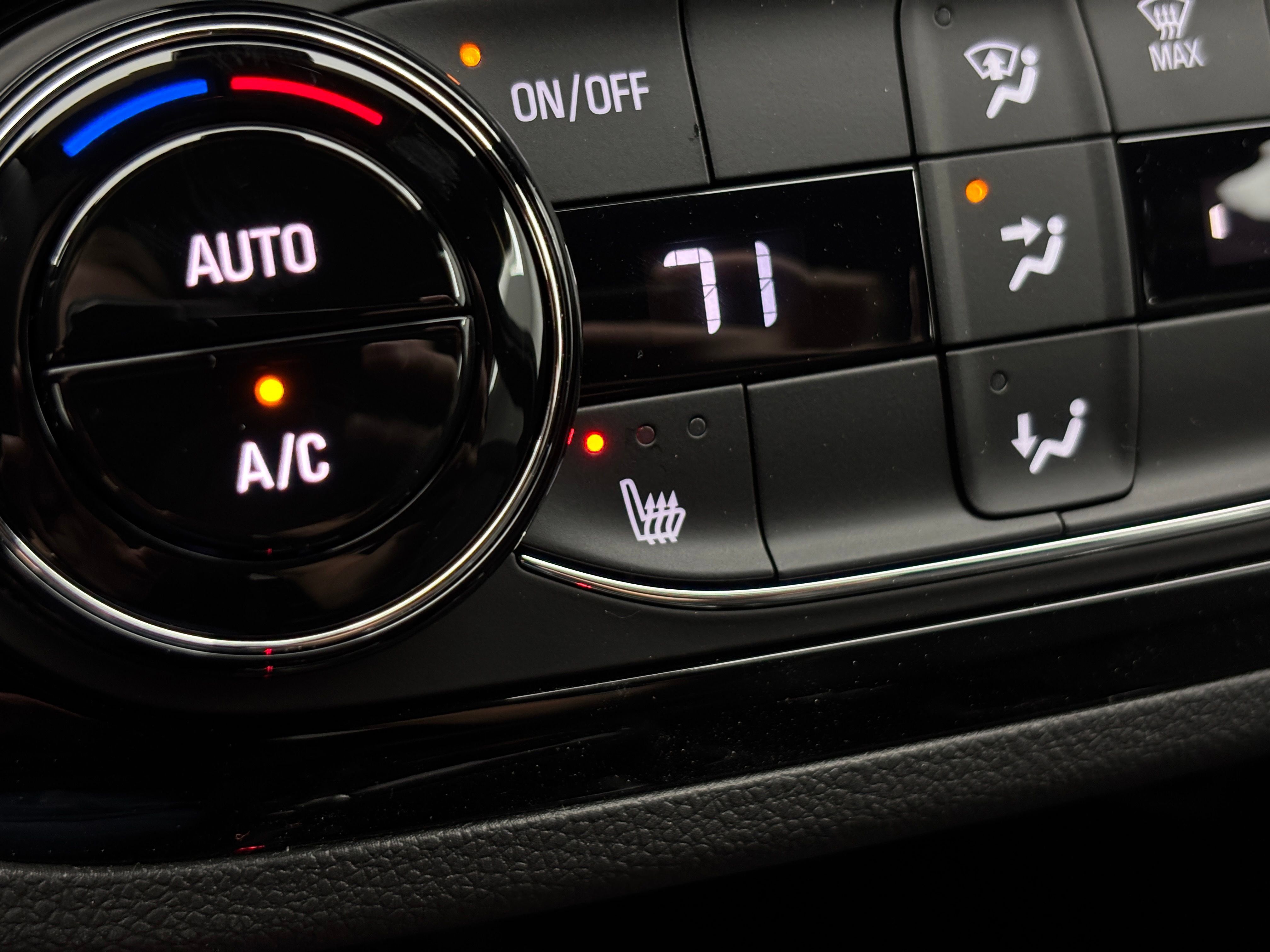 New 2026 Buick Envista Sport Touring w/ Convenience I Package FWD image 5