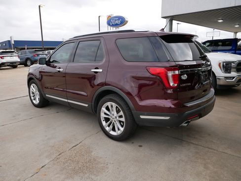 Used 2018 Ford Explorer Limited w/ Equipment Group 301A image 3