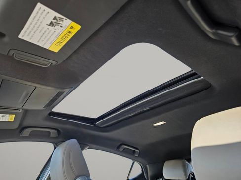 Used 2021 MAZDA MAZDA3 s image 5