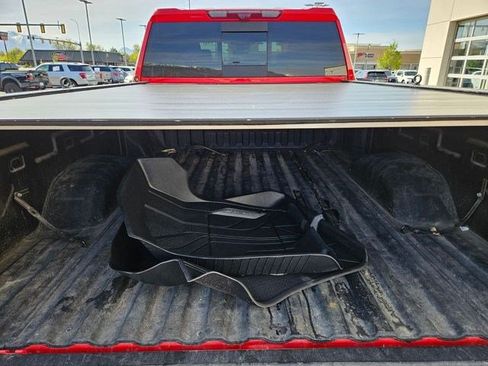 Used 2024 Chevrolet Silverado 2500 ZR2 w/ Technology Package AWD/4WD image 28