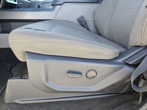 Certified 2022 Ford F250 XLT w/ XLT Premium Package image 12