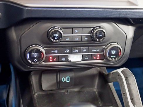 Used 2021 Ford Bronco Outer Banks w/ Sasquatch Package image 25