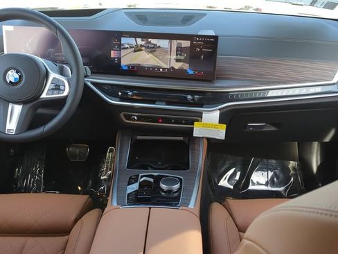 Used 2026 BMW X5 sDrive40i w/ M Sport Package RWD image 14