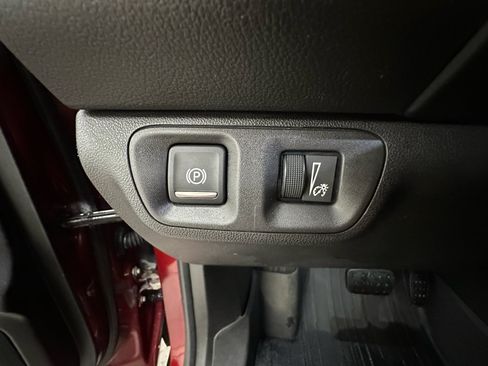 Used 2017 GMC Acadia SLT FWD image 27