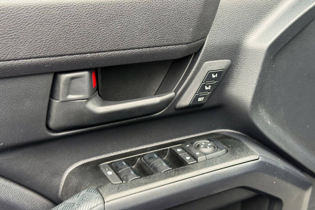Used 2025 Toyota 4Runner 4WD image 24