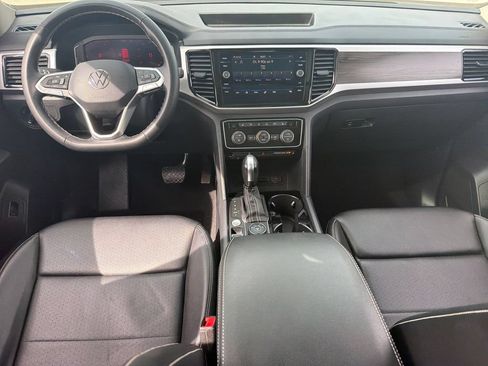 Certified 2023 Volkswagen Atlas SE w/ Panoramic Sunroof Package AWD/4WD image 20