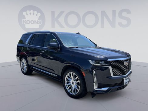 Used 2023 Cadillac Escalade Premium Luxury w/ Performance Package AWD/4WD image 10