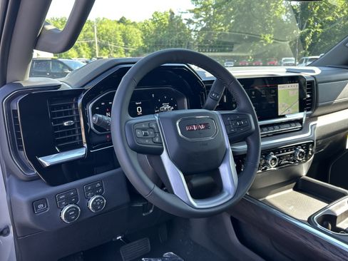 Used 2026 GMC Sierra 2500 SLT w/ SLT Premium Package AWD/4WD image 27