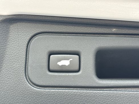 Certified 2023 Honda Passport EX-L image 18