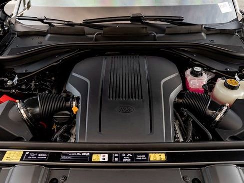 New 2026 Land Rover Range Rover SE AWD/4WD image 32