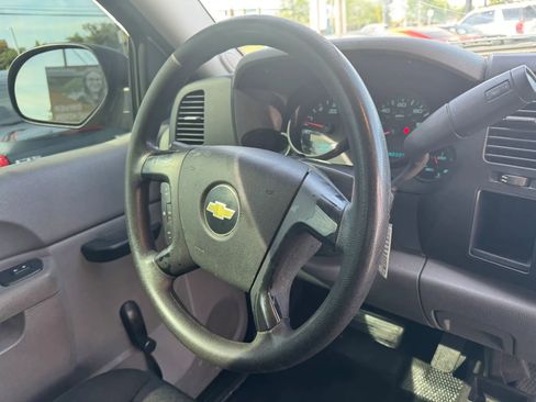 Used 2012 Chevrolet Silverado 1500 W/T AWD/4WD image 28