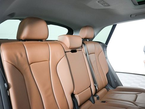 Used 2022 Audi Q8 Premium w/ Convenience Package image 19