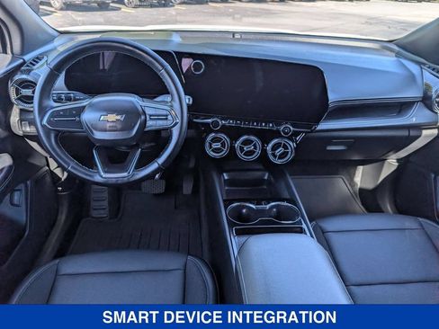 Used 2024 Chevrolet Blazer EV LT AWD/4WD image 17