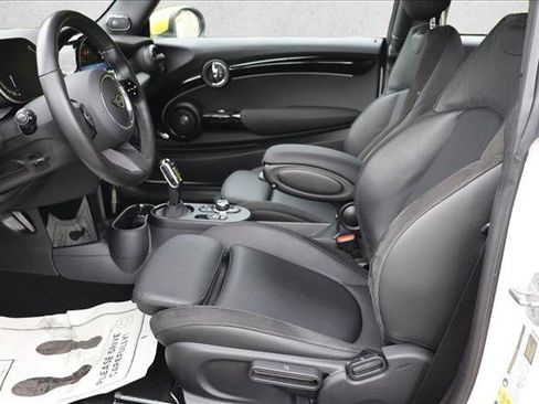 Used 2024 MINI Cooper SE w/ Signature Upholstery Package FWD image 11