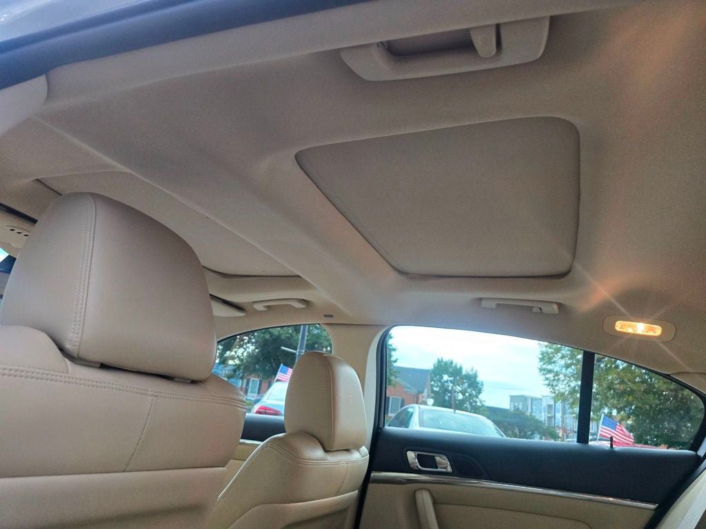 Used 2009 Lincoln MKS FWD image 12