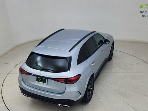 Used 2025 Mercedes-Benz GLC 300 4MATIC image 81