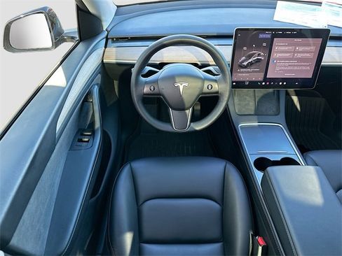 Used 2024 Tesla Model Y Long Range image 22