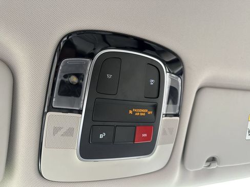 Used 2025 Hyundai Tucson SEL AWD/4WD image 18