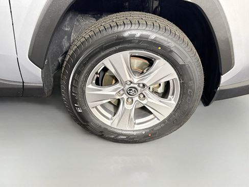 Used 2023 Toyota RAV4 XLE FWD image 32