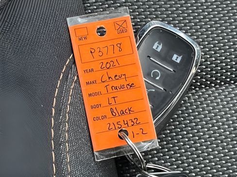 Used 2021 Chevrolet Traverse LT w/ LPO, Floor Liner Package AWD/4WD image 35