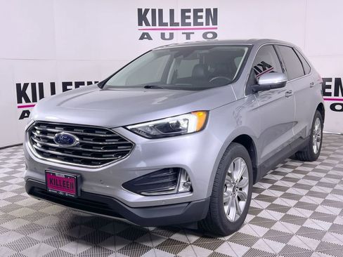 Used 2024 Ford Edge Titanium image 3