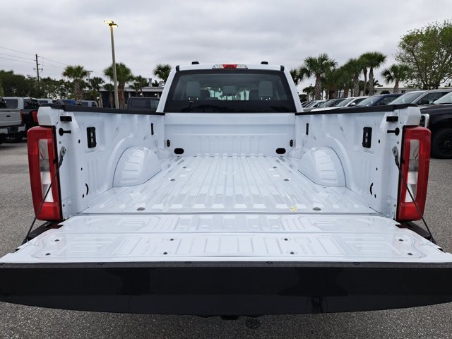 New 2026 Ford F250 XL w/ XL Driver Assist Package RWD image 9