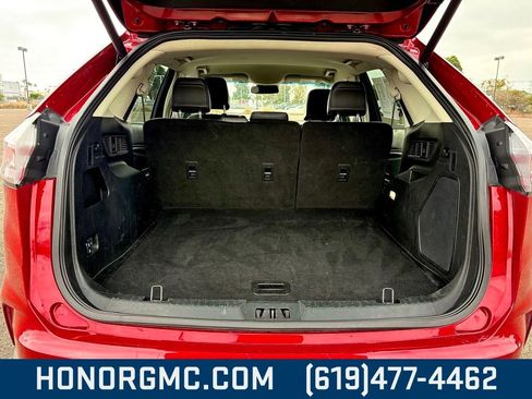 Used 2024 Ford Edge Titanium image 20