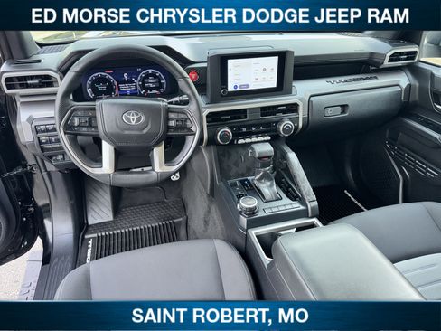 Used 2025 Toyota Tacoma SR5 image 25