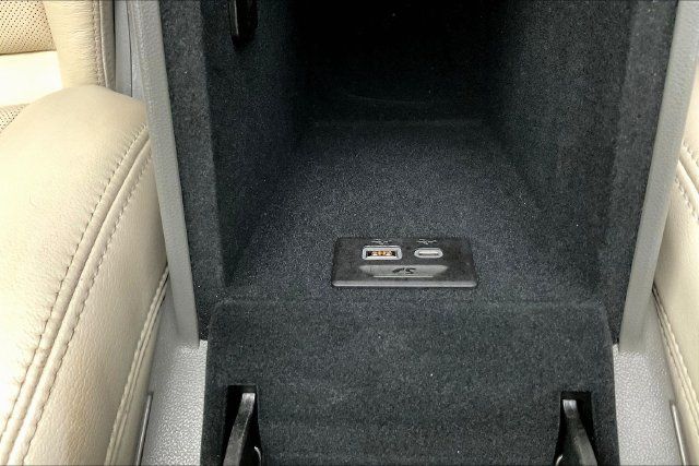 Used 2021 Cadillac XT5 Premium Luxury FWD image 18