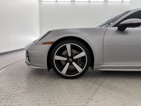 Certified 2025 Porsche 911 Carrera RWD image 12