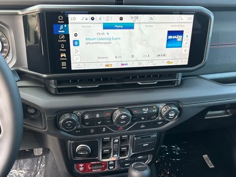 New 2026 Jeep Gladiator Rubicon w/ Steel Power Dome Hood Package AWD/4WD image 21