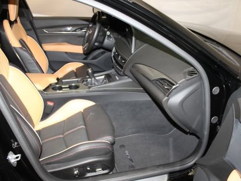 Used 2025 Cadillac CT5 V Blackwing w/ Parking Package RWD image 16