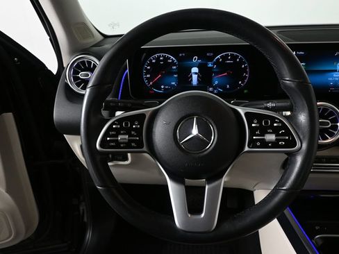 Certified 2020 Mercedes-Benz GLB 250 image 2