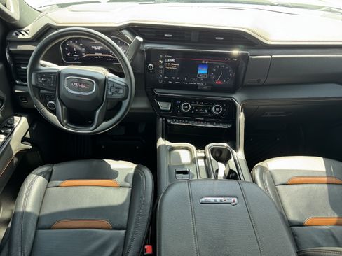Used 2025 GMC Sierra 2500 AT4 AWD/4WD image 14