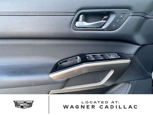 Used 2024 Nissan Pathfinder Platinum image 13