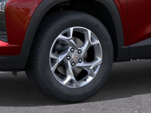 New 2026 Chevrolet Trax LS w/ LS Convenience Package FWD image 9
