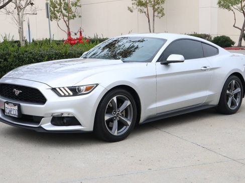 Used 2015 Ford Mustang V6 2dr Fastback w/ Equipment Group 051A image 2