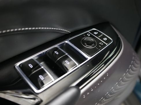 Used 2024 Cadillac Lyriq Tech RWD image 14