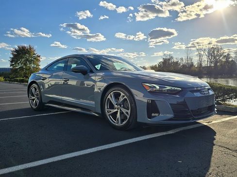 Used 2024 Audi e-tron GT Premium Plus w/ Executive Package image 21