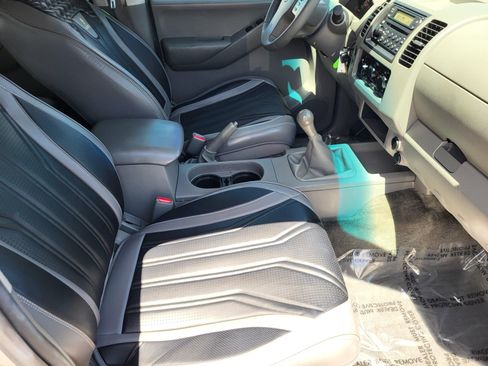 Used 2005 Nissan Frontier SE w/ (P01) Power Pkg RWD image 24