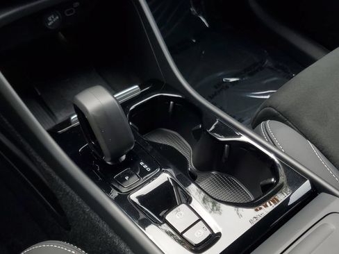 Certified 2023 Volvo XC40 B5 Plus w/ Climate Package AWD/4WD image 26