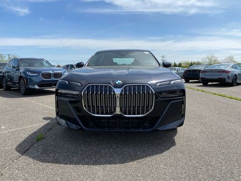 New 2026 BMW 740i xDrive AWD/4WD image 2