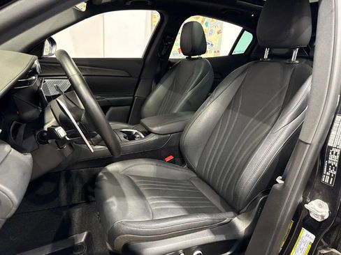 Used 2023 Maserati Grecale GT AWD/4WD image 12