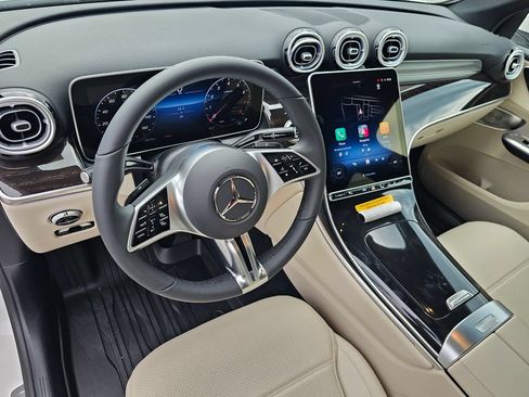 New 2026 Mercedes-Benz GLC 300 image 15
