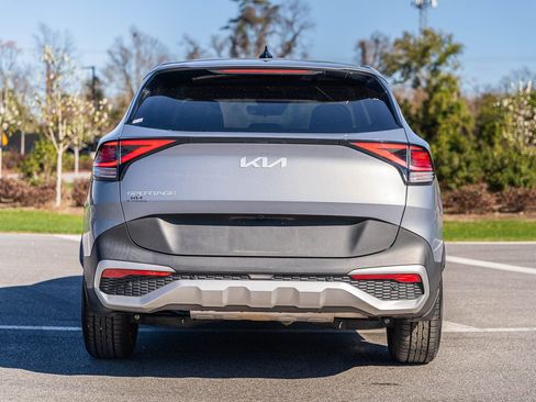 Used 2023 Kia Sportage EX image 6