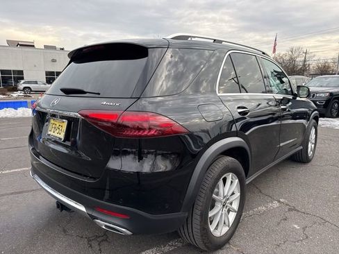 Used 2025 Mercedes-Benz GLE 450e 4MATIC image 18