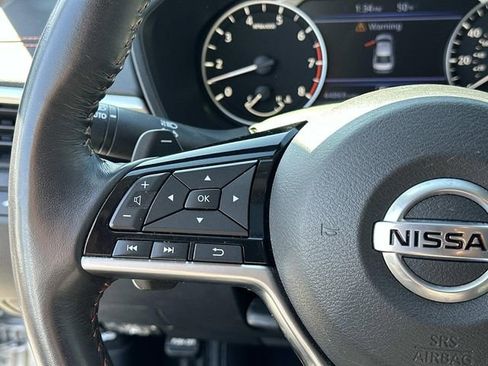 Used 2021 Nissan Altima 2.5 SR w/ SR Premium Package image 27