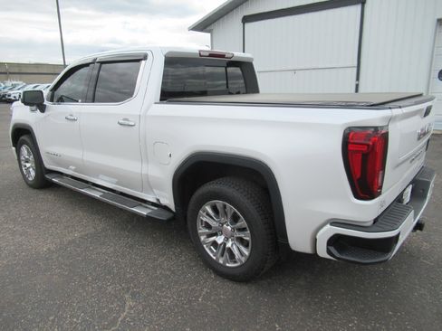 Certified 2021 GMC Sierra 1500 Denali w/ Driver Alert Package II AWD/4WD image 7