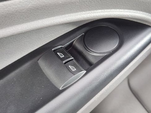 Used 2019 Ford Transit Connect XL FWD image 17