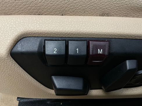 Used 2014 BMW 328i xDrive Sedan image 12